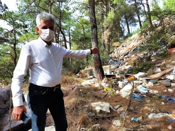 Ormana çöp atılmasına muhtardan tepki: Bunun adı vicdansızlık