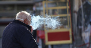 Prof.Erdöl:'Türkiye'de tütün kullanımı Kovid-19'dan 4 kat fazla can alıyor'