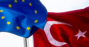 AB Türkiye'ye sığınmacıların eğitimi için fon desteği verecek