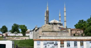 Edirne'de 600 yıllık 2 tarihi hamam 166 milyon liraya satışa çıkarıldı - Haberler