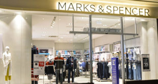 İngiliz giyim devlerinden Marks & Spencer 32 mağazasını kapatıyor