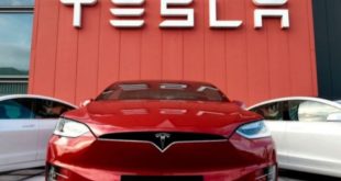 Tesla, dokunmatik ekran sorunu nedeniyle 130 bin aracını geri çağırıyor