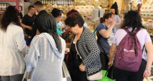 Bulgar turistler Edirne'ye akın etti! Bavul ve bagajlar doldu taştı