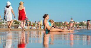 Tatile çıkabilen vatandaşların oranında yaklaşık yüzde 50 düşüş