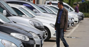 Vatandaşlar artık ucuza yöneliyor... Son bir yılda otomobil fiyatları yüzde 130 arttı